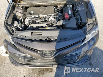 Zdjęcie 11 z 12 samochodu: 2018 TOYOTA CAMRY L VIN:4T1B11HK3JU604763 - miniatura