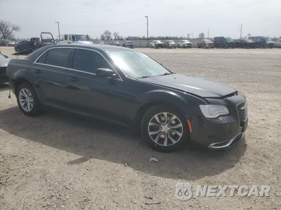 Czwarte zdjęcie samochodu z boku: 2015 CHRYSLER 300 LIMITED VIN:2C3CCAAG4FH875760 - miniatura