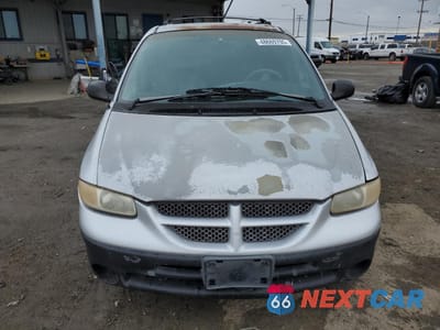 Piąte zdjęcie samochodu w środku: 2000 DODGE GRAND CARAVAN LE VIN:1B4GP54L8YB691240 - miniatura