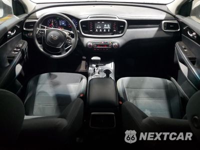 Zdjęcie 8 z 15 samochodu: 2019 KIA SORENTO LX VIN:5XYPGDA58KG564729 - miniatura