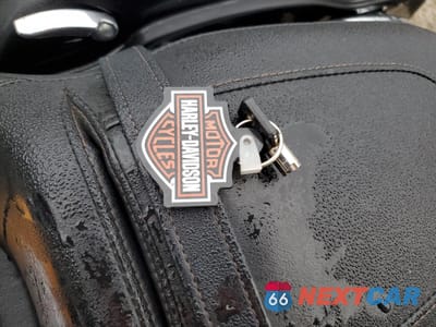 Zdjęcie 8 z 9 samochodu: 2018 HARLEY-DAVIDSON FLHX STREET GLIDE VIN:1HD1KBC12JB662231 - miniatura