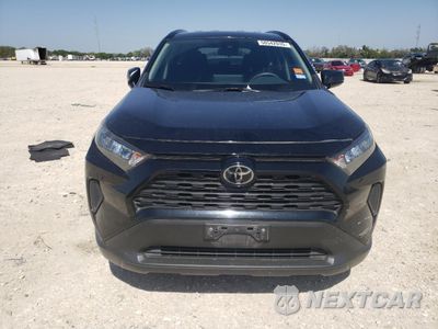 Piąte zdjęcie samochodu w środku: 2019 TOYOTA RAV4 LE VIN:JTMH1RFV5KD034194 - miniatura
