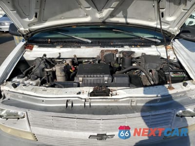 Zdjęcie 13 z 15 samochodu: 2000 CHEVROLET ASTRO VIN:1GCDM19W9YB148845 - miniatura