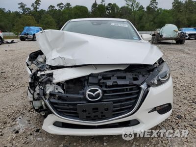 Piąte zdjęcie samochodu w środku: 2018 MAZDA 3 TOURING VIN:3MZBN1V32JM238303 - miniatura