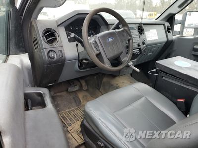 Zdjęcie 8 z 12 samochodu: 2012 FORD F450 SUPER DUTY VIN:1FDUF4GY7CEC36277 - miniatura