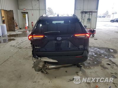 Zdjęcie 6 z 17 samochodu: 2024 TOYOTA RAV4 XLE PREMIUM VIN:2T3B6RFV6RW064860 - miniatura