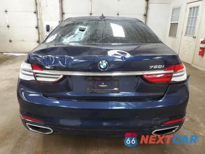 Zdjęcie 6 z 12 samochodu: 2018 BMW 750 XI VIN:WBA7F2C53JG423788 - miniatura