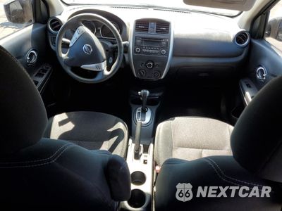 Zdjęcie 8 z 14 samochodu: 2015 NISSAN VERSA S VIN:3N1CN7AP2FL838743 - miniatura