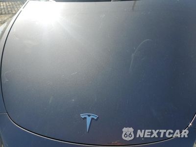 Zdjęcie 11 z 12 samochodu: 2023 TESLA MODEL Y VIN:7SAYGAEE1PF943487 - miniatura