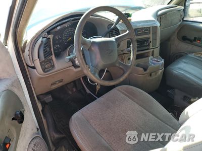 Zdjęcie 8 z 15 samochodu: 2000 CHEVROLET ASTRO VIN:1GCDM19W9YB148845 - miniatura