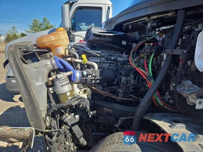 Zdjęcie 7 z 10 samochodu: 2024 FREIGHTLINER CASCADIA 126 SEMI TRUCK VIN:3AKJHLDV4RSUY3201 - miniatura