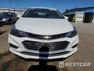 Piąte zdjęcie samochodu w środku: 2018 CHEVROLET CRUZE LT VIN:1G1BE5SM3J7246338 - miniatura
