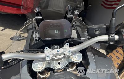 Zdjęcie 9 z 10 samochodu: 2019 BMW F 850 GS A VIN:WB10K0301KZ800470 - miniatura