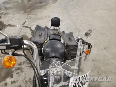 Piąte zdjęcie samochodu w środku: 2011 HARLEY-DAVIDSON FXDC VIN:1HD1GV415BC303131 - miniatura
