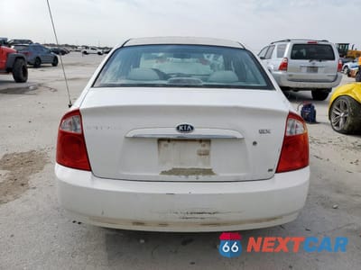 Zdjęcie 6 z 12 samochodu: 2005 KIA SPECTRA LX VIN:KNAFE121655120996 - miniatura