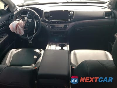 Zdjęcie 8 z 15 samochodu: 2025 HONDA RIDGELINE RTL VIN:5FPYK3F53SB012947 - miniatura