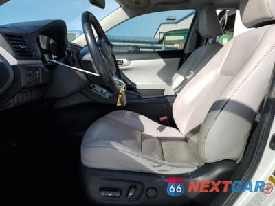 Zdjęcie 7 z 12 samochodu: 2011 LEXUS CT 200H PREMIUM VIN:JTHKD5BH8B2044699 - miniatura