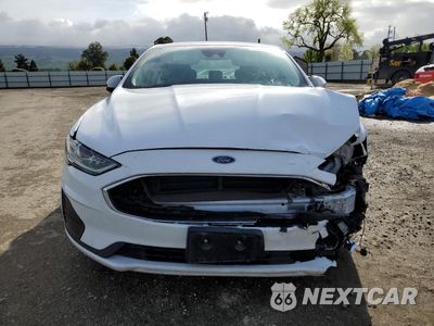 Piąte zdjęcie samochodu w środku: 2020 FORD FUSION SE VIN:3FA6P0LU5LR177075 - miniatura