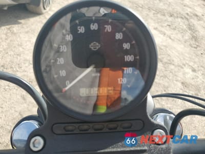 Zdjęcie 7 z 9 samochodu: 2020 HARLEY-DAVIDSON XL883 N VIN:1HD4LE21XLB422375 - miniatura