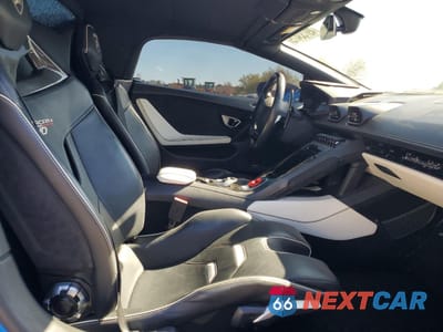 Zdjęcie 10 z 14 samochodu: 2021 LAMBORGHINI HURACAN EVO VIN:ZHWUT5ZF5MLA17050 - miniatura