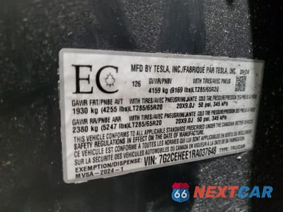 Zdjęcie 12 z 12 samochodu: 2024 TESLA CYBERTRUCK VIN:7G2CEHEE1RA037648 - miniatura