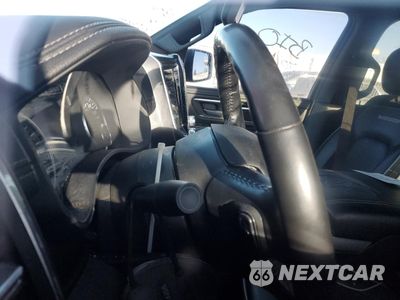 Zdjęcie 9 z 13 samochodu: 2021 RAM 1500 LARAMIE VIN:1C6SRFRT0MN762985 - miniatura