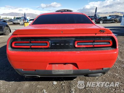 Zdjęcie 6 z 12 samochodu: 2015 DODGE CHALLENGER SXT VIN:2C3CDZAT3FH878268 - miniatura
