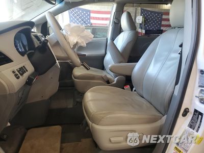 Zdjęcie 7 z 13 samochodu: 2013 TOYOTA SIENNA XLE VIN:5TDYK3DC9DS388996 - miniatura