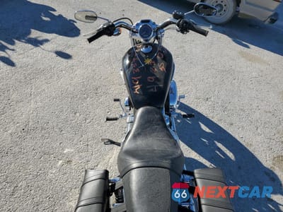 Zdjęcie 6 z 9 samochodu: 2013 HARLEY-DAVIDSON XL1200 C VIN:1HD1CT313DC439858 - miniatura