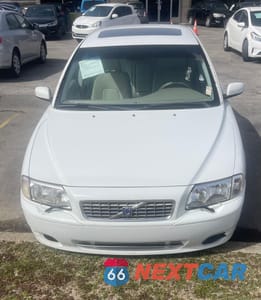 Zdjęcie 10 z 10 samochodu: 2004 VOLVO S80 VIN:YV1TS92D441343741 - miniatura