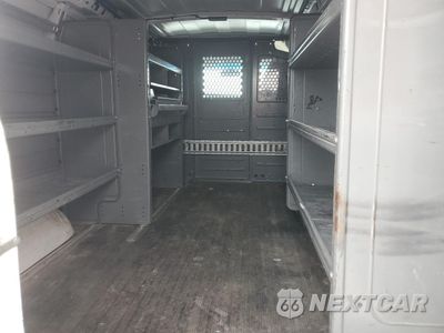 Zdjęcie 10 z 13 samochodu: 2015 CHEVROLET EXPRESS G2500 VIN:1GCWGFCF6F1247826 - miniatura