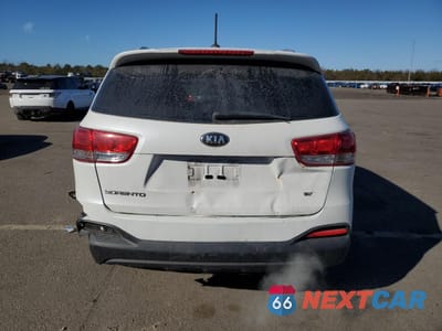Zdjęcie 6 z 13 samochodu: 2016 KIA SORENTO LX VIN:5XYPGDA33GG107641 - miniatura