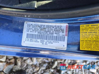 Zdjęcie 12 z 12 samochodu: 2001 LEXUS IS 300 VIN:JTHBD182X10027599 - miniatura