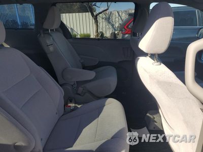 Zdjęcie 11 z 13 samochodu: 2020 TOYOTA SIENNA LE VIN:5TDKZ3DC1LS068961 - miniatura