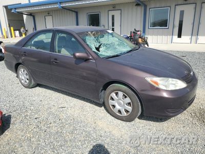 Czwarte zdjęcie samochodu z boku: 2002 TOYOTA CAMRY LE VIN:4T1BE32K72U555187 - miniatura
