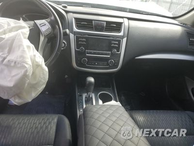 Zdjęcie 8 z 12 samochodu: 2017 NISSAN ALTIMA 2.5 VIN:1N4AL3AP8HC290674 - miniatura