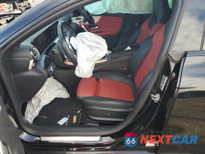 Zdjęcie 7 z 12 samochodu: 2022 MERCEDES-BENZ CLA AMG 35 4MATIC VIN:W1K5J5BB9NN297137 - miniatura