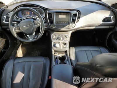 Zdjęcie 8 z 12 samochodu: 2015 CHRYSLER 200 C VIN:1C3CCCCGXFN703815 - miniatura