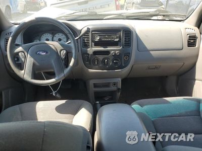 Zdjęcie 8 z 15 samochodu: 2002 FORD ESCAPE XLT VIN:1FMCU04162KC49491 - miniatura