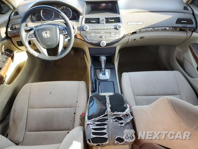 Zdjęcie 8 z 14 samochodu: 2008 HONDA ACCORD EX VIN:JHMCP267X8C052575 - miniatura