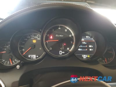 Zdjęcie 9 z 12 samochodu: 2011 PORSCHE CAYENNE TURBO VIN:WP1AC2A26BLA82226 - miniatura