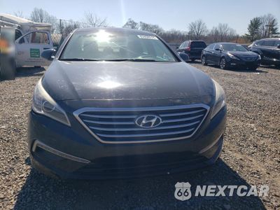 Piąte zdjęcie samochodu w środku: 2015 HYUNDAI SONATA SE VIN:5NPE24AF3FH033600 - miniatura
