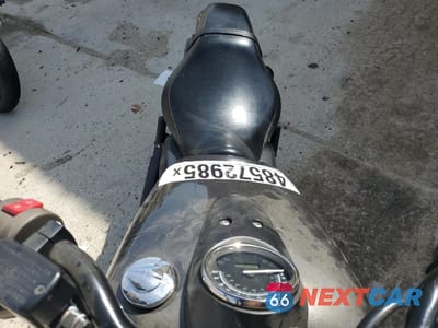 Piąte zdjęcie samochodu w środku: 2014 HONDA VT750 C2B VIN:JH2RC537XEK400591 - miniatura