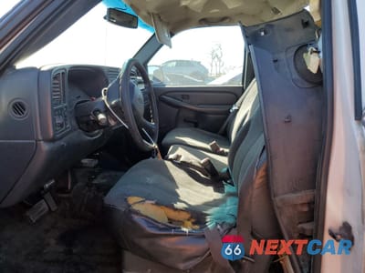 Zdjęcie 7 z 12 samochodu: 2001 CHEVROLET SILVERADO C2500 HEAVY DUTY VIN:1GCHC24U11E345190 - miniatura