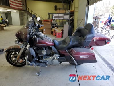 Trzecie zdjęcie samochodu z tyłu: 2015 HARLEY-DAVIDSON FLHTK ULTRA LIMITED VIN:1HD1KEL12FB663159 - miniatura