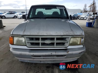 Piąte zdjęcie samochodu w środku: 1993 FORD RANGER VIN:1FTCR11U3RPC53988 - miniatura