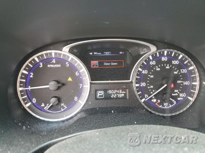 Zdjęcie 9 z 15 samochodu: 2013 INFINITI JX35 VIN:5N1AL0MM4DC305218 - miniatura