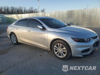 Czwarte zdjęcie samochodu z boku: 2017 CHEVROLET MALIBU LT VIN:1G1ZE5ST0HF153282 - miniatura