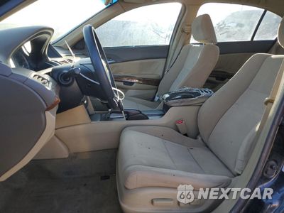 Zdjęcie 7 z 14 samochodu: 2008 HONDA ACCORD EX VIN:JHMCP267X8C052575 - miniatura