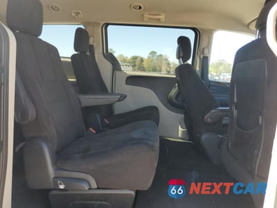 Zdjęcie 12 z 15 samochodu: 2012 DODGE GRAND CARAVAN SXT VIN:2C4RDGCG4CR280786 - miniatura